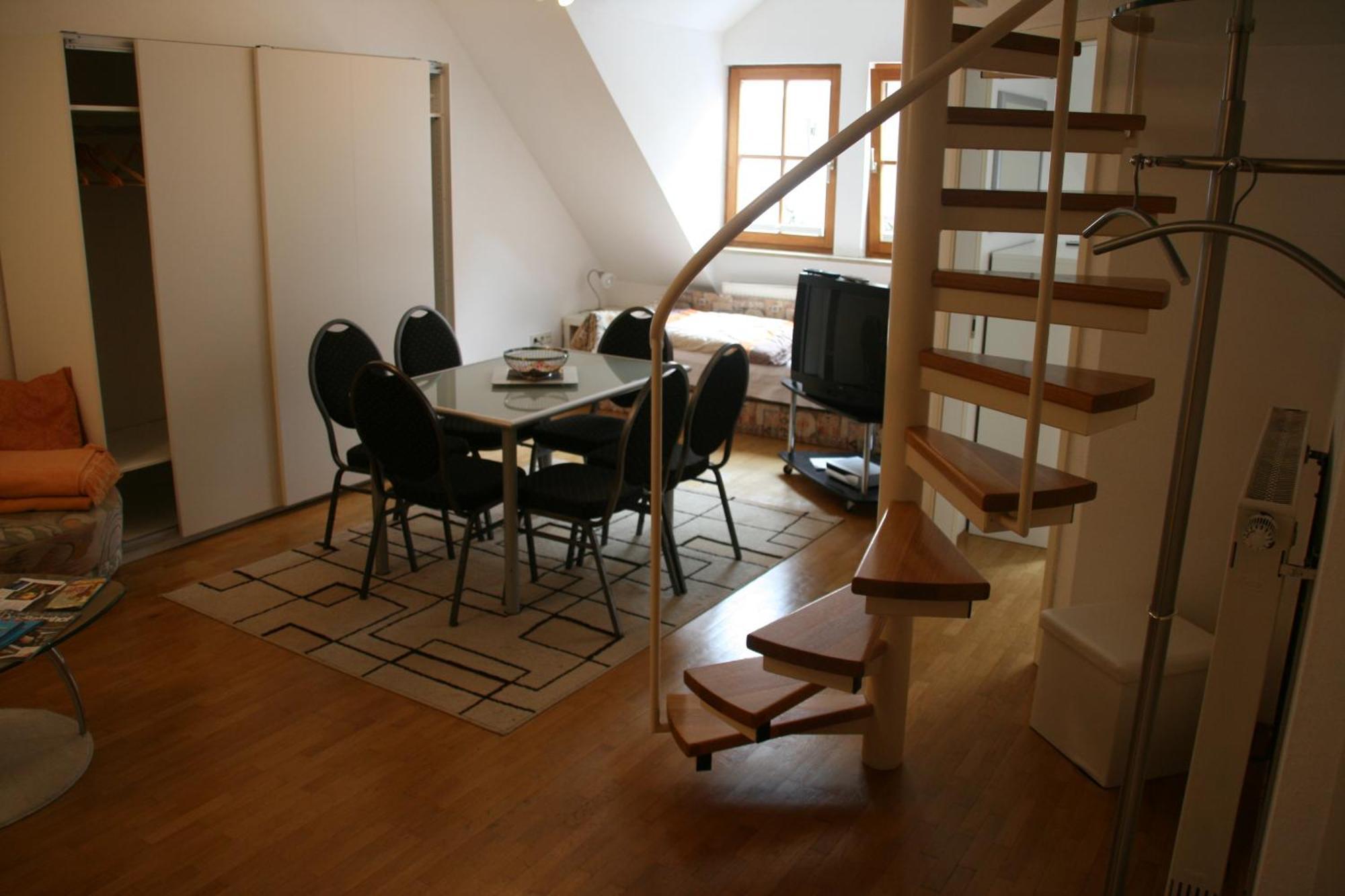 Wendlers Ferienwohnungen #1 #4 #5 #6 Behringersdorf Ruang foto